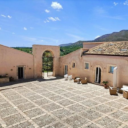 Ballium Luxury Relais Avola Buitenkant foto