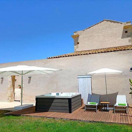 Ballium Luxury Relais Avola Buitenkant foto
