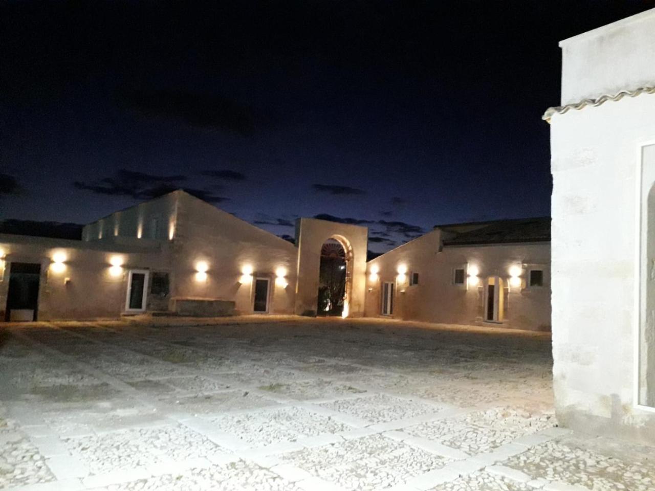 Ballium Luxury Relais Avola Buitenkant foto
