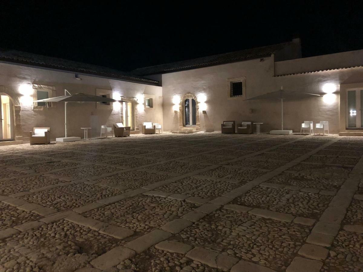 Ballium Luxury Relais Avola Buitenkant foto