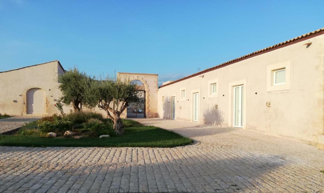 Ballium Luxury Relais Avola Buitenkant foto